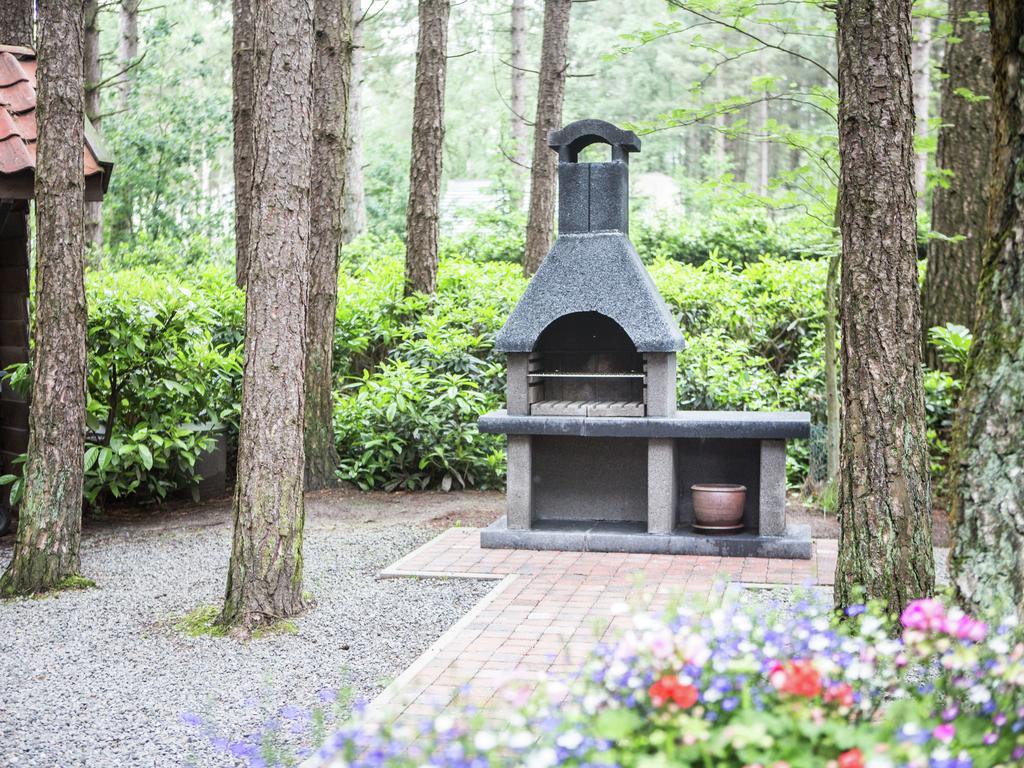 Luxurious Chalet In Oud Turnhout With Large Garden Villa Oud-Turnhout Kültér fotó