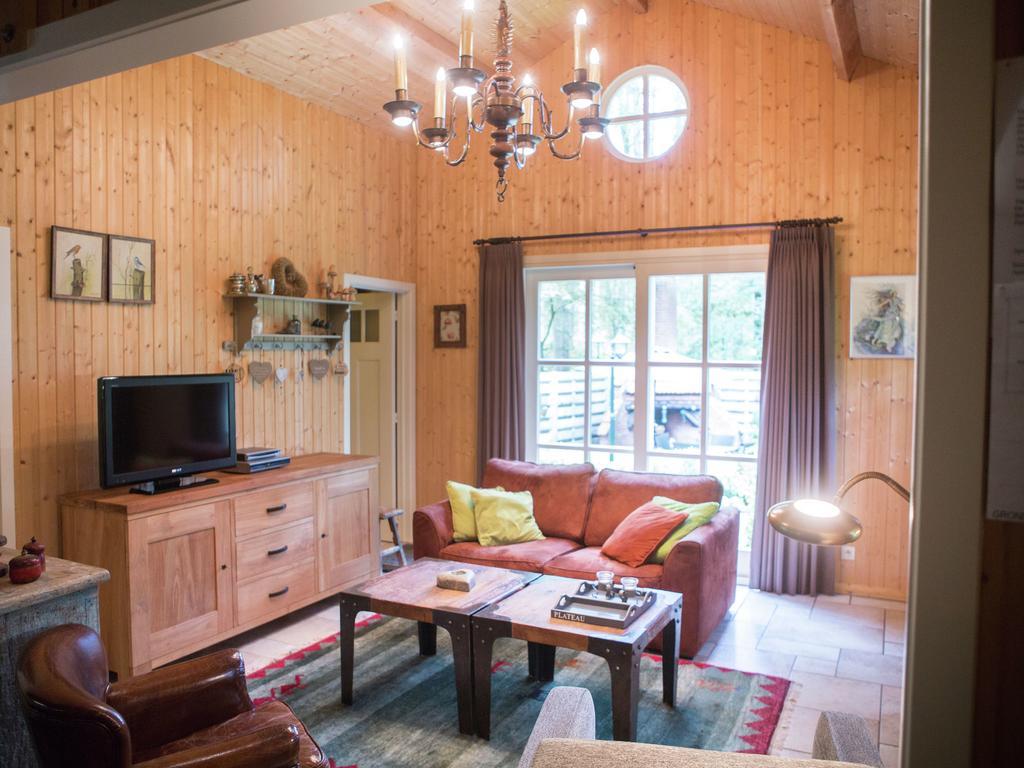 Luxurious Chalet In Oud Turnhout With Large Garden Villa Oud-Turnhout Kültér fotó